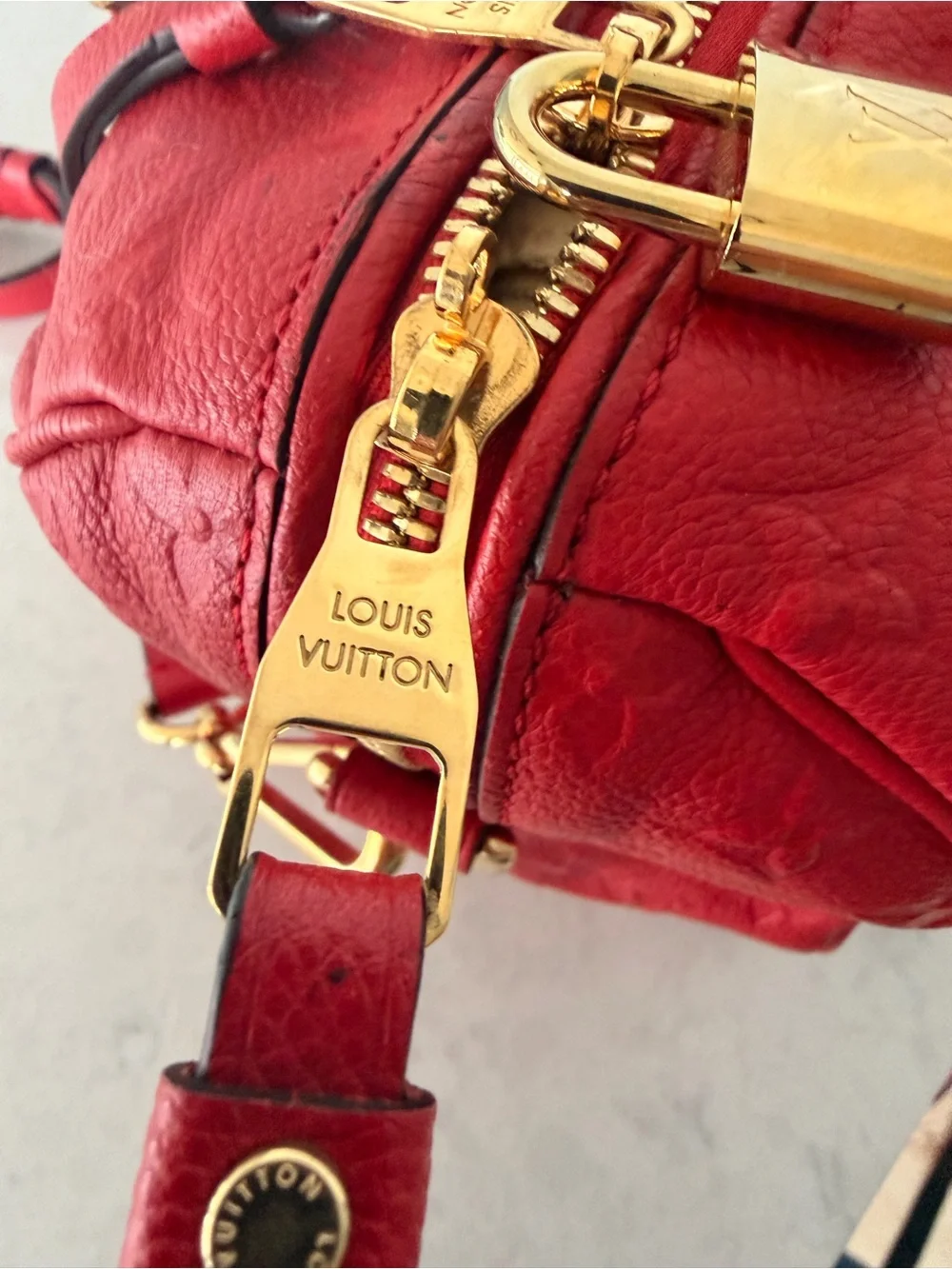 Louis Vuitton Red Empreinte Speedy 25 Bandolier